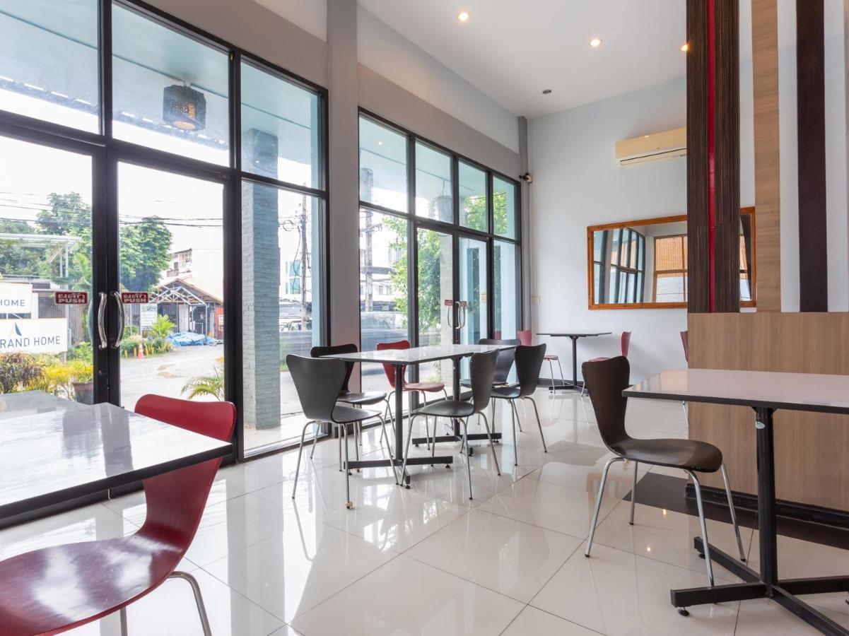 Oyo 1127 Baan Siam Hotel Чианграй Экстерьер фото