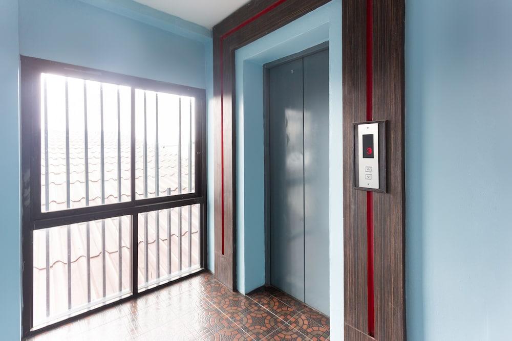 Oyo 1127 Baan Siam Hotel Чианграй Экстерьер фото