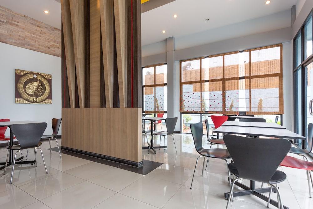 Oyo 1127 Baan Siam Hotel Чианграй Экстерьер фото